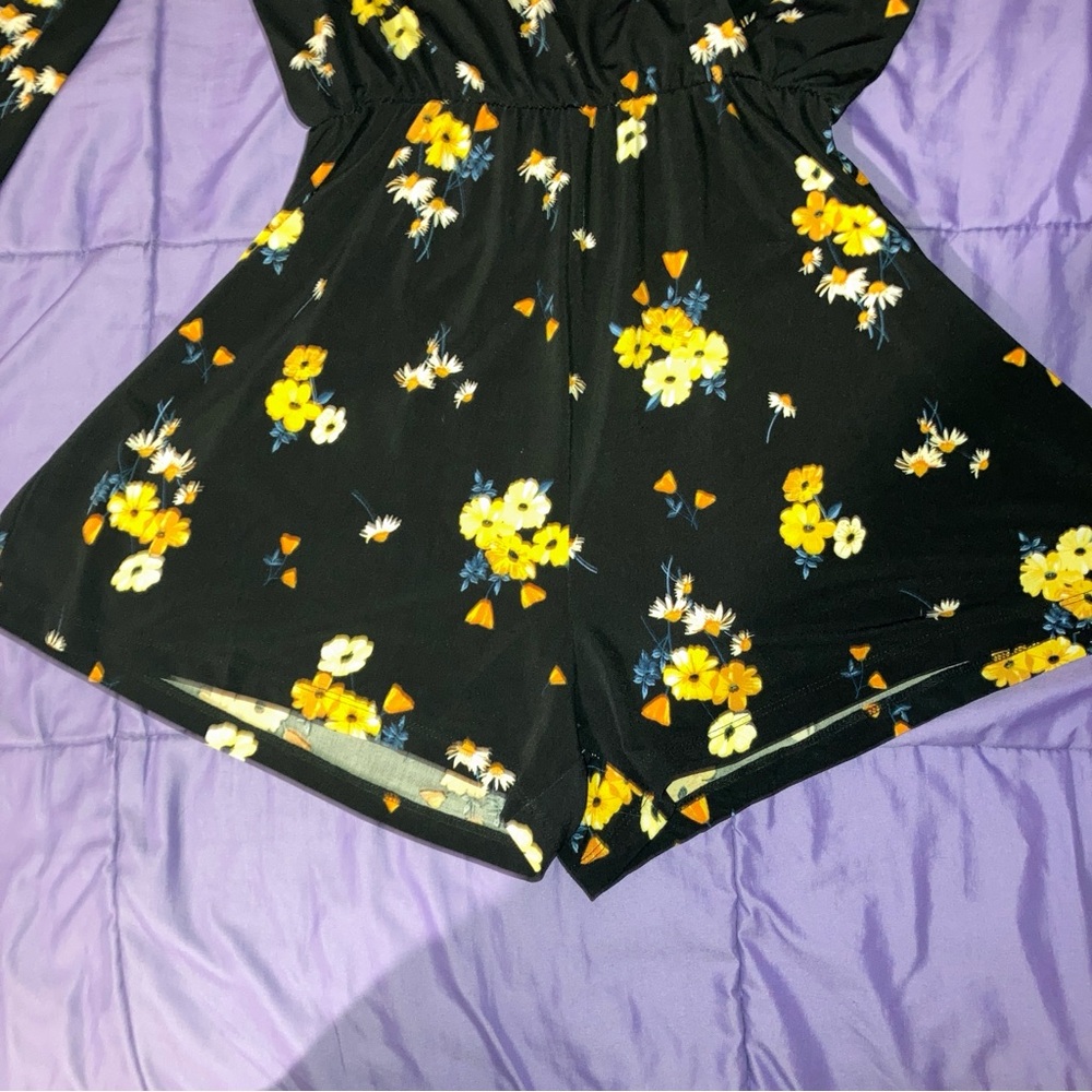 Divided H&M Longsleeve Black Floral Romper - Picture 4 of 8